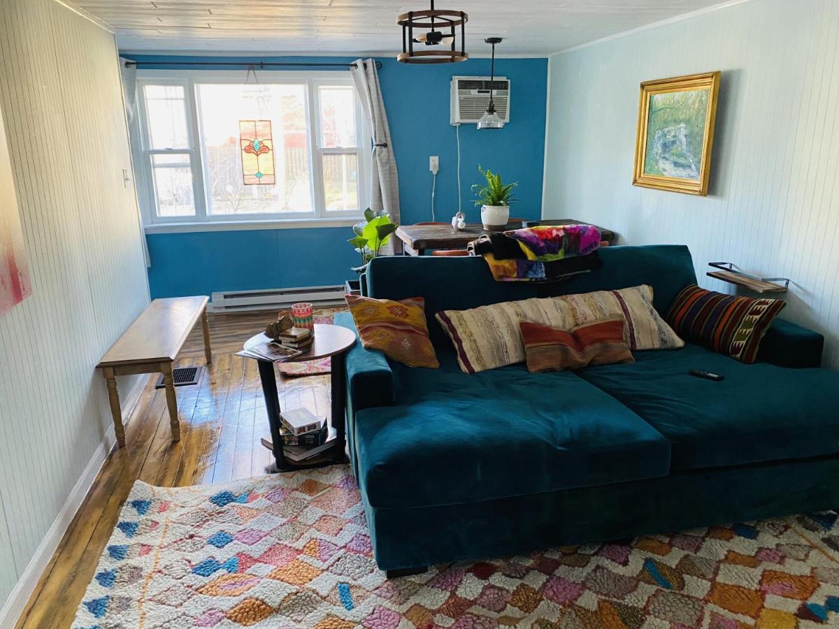 شقة Boho-Chic Travel Pad - Unit 2 بلومنقتون المظهر الخارجي الصورة
