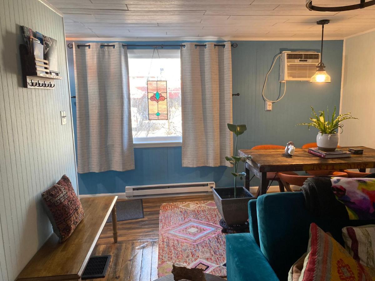 شقة Boho-Chic Travel Pad - Unit 2 بلومنقتون المظهر الخارجي الصورة